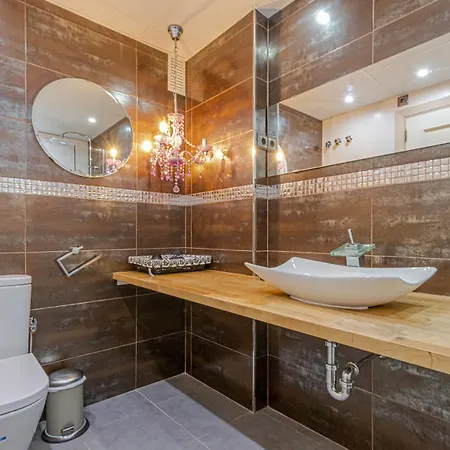 Appartement In Puerto Marina With Beautiful Views Of The Sea And The Boats Benalmádena