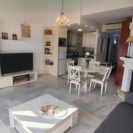 Appartement In Puerto Marina With Beautiful Views Of The Sea And The Boats *